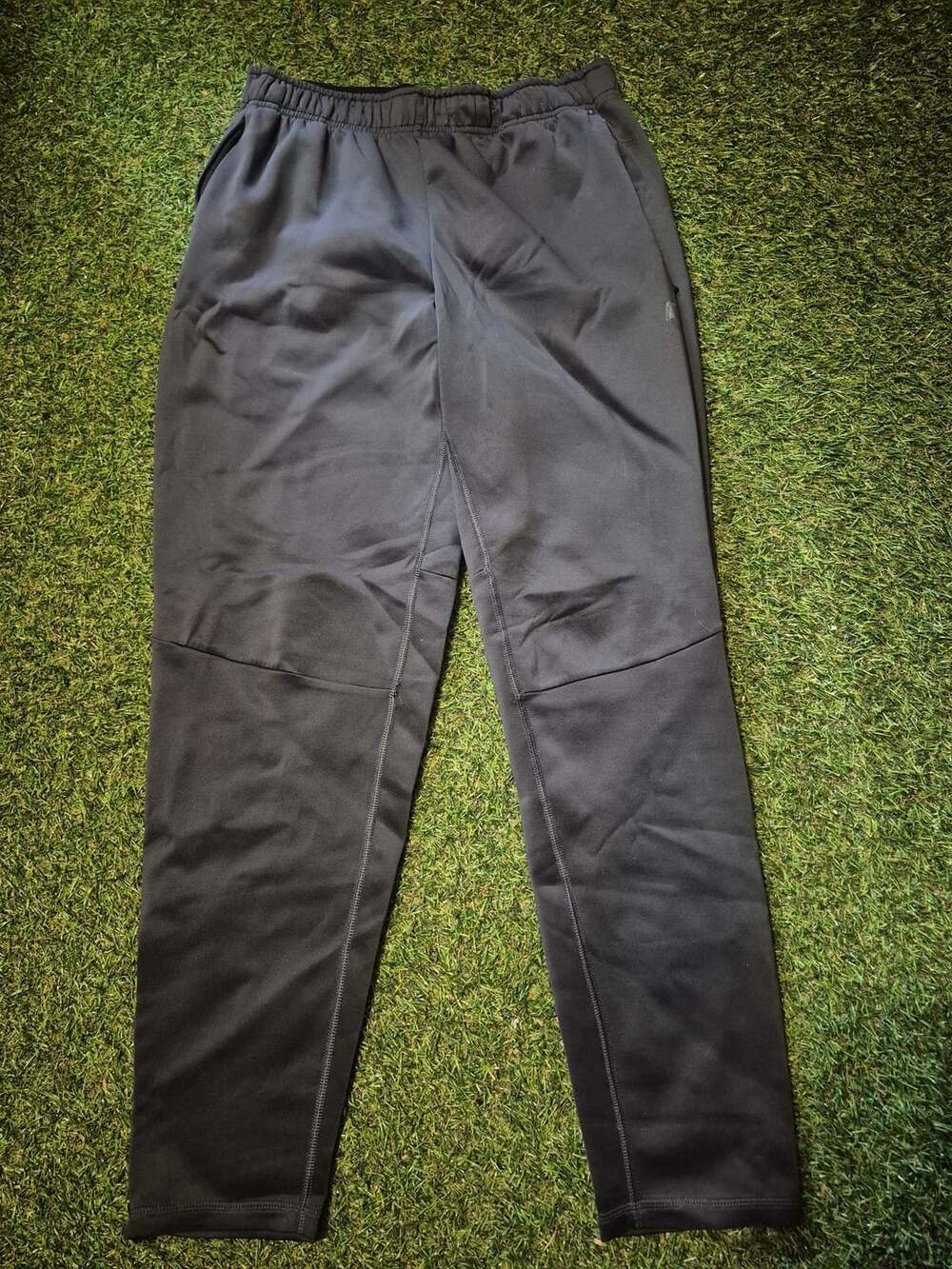 Russell Athletic Pants Size M (32-34) Black Athletic Joggers
